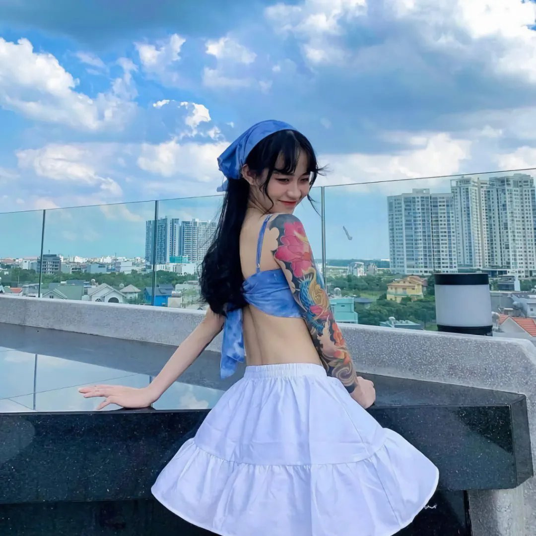 女孩,母亲与恶魔